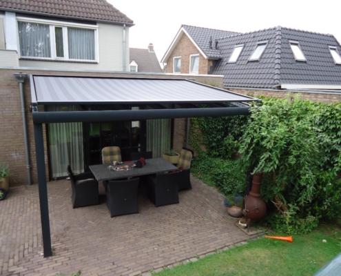Zonwering bij een veranda Zonwering op de veranda