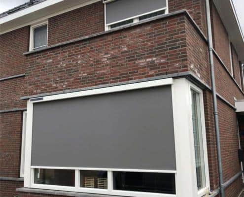 screen-solar-windvast Solar rolluik wit