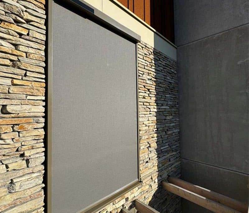 zipscreen in ralkleur van kozijn zipscreen op maat laten maken