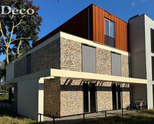 windvaste-screen-in-ralkleur-kozijn-hof-van-heesch Nieuwbouw appartementen in Heesch, voorzien van Somfy Solar screens