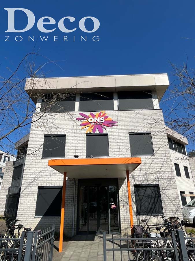 solars screens van Heraol met Somfy motor in Oss