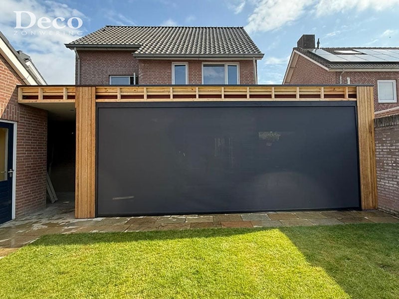 overkapping in heeswijk dinther met xl screen zonnescherm xl formaat voor overkapping